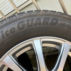 さらに値下げしました❗️21,000→18,000　YOKOHAMA ice GUARD iG60 195/65R15 15インチ スタッドレス 4本 2018年製 プリウス等　ホイール付　 