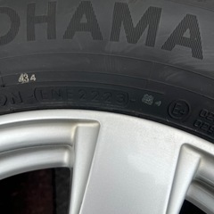 ほぼ新品イボ残り　23年製　ヨコハマアイスガード6　iG60 195/65R15 4本