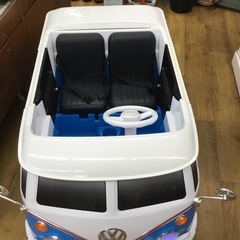 フォルクスワーゲン　子供2人乗り　充電式　電動カート  ディスプレイにもおススメ  エキスパート藤沢辻堂