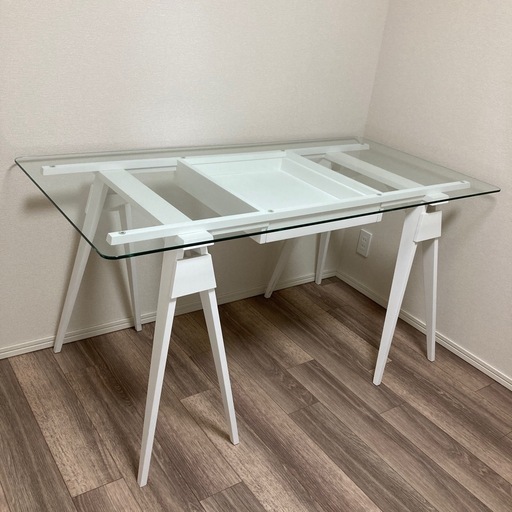【手渡し限定・交渉可】北欧 モダン デザイナーズデスク アルコデスク ホワイト Arco Desk デザインハウス ストックホルム ガラス製 机