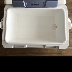 ダイワ　底１面真空　クーラーボックス