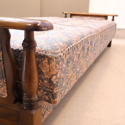 Karimoku(カリモク家具)のCOLONIAL(コロニアル)シリーズ カントリー Karimoku(カリモク家具)のCOLONIAL(コロニアル)シリーズ カントリー