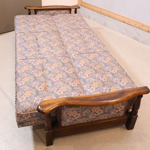 Karimoku(カリモク家具)のCOLONIAL(コロニアル)シリーズ カントリー