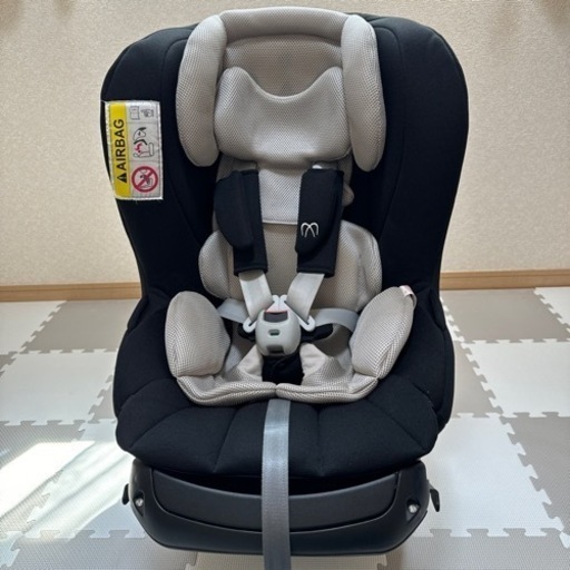 回転式　チャイルドシート　エールべべ　クルット