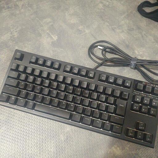 REALFORCE RGB ゲーミングキーボード