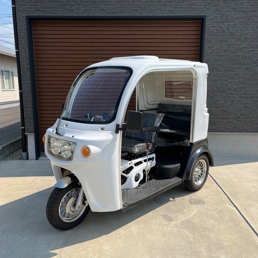 アライブプラス　APトライク　新古車　3人乗り　自賠責R9年1月まで アライブプラス APトライク 新古車 3人乗り 自賠責R9年1月まで