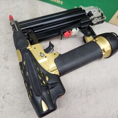 引取限定】【中古美品】HIKOKI 高圧仕上釘打機 NT55HM2 55mm 【安佐