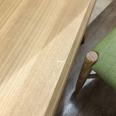 roomyのベンチダイニング4点セットのご紹介です