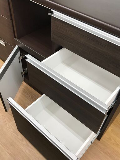 ★ジモティ割あり★  松田家具　食器棚　 ブラウン   H206×W89×D49   クリーニング済み KJ5942