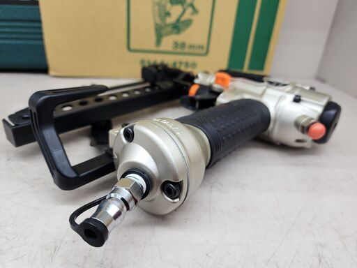 【引取限定】【中古美品】HIKOKI 38ｍｍ常圧フロアタッカ　N3804MF　【安佐北店】