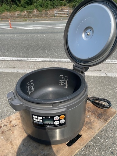 ■中古品 象印 IH炊飯ジャー 5.4Ｌ ３升炊き NH-GDA54 2012年 ３相200Ｖ 動作問題なし 業務用■