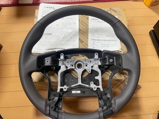 新車外し ランドクルーザープラド150系 純正ハンドル