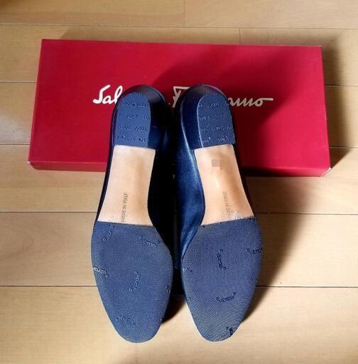 美品・メンテ済】フェラガモ ローヒール 【6½B】 Salvatore Ferragamo 
