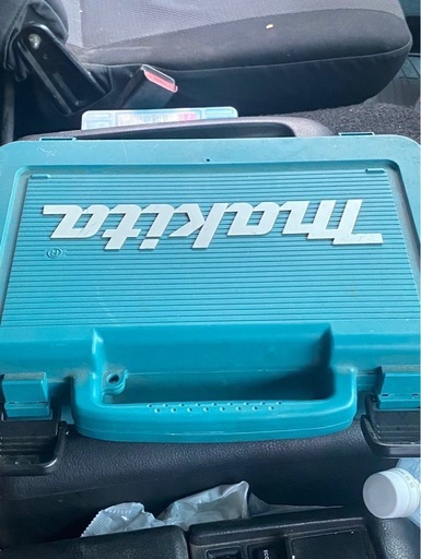 早い方マキタ10.8v