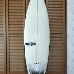 JS サーフボード 5\'11  31.8L 