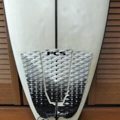 JS サーフボード 5\'11  31.8L 