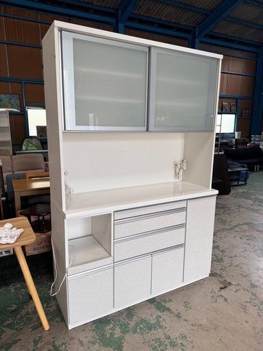 決まりました☆キッチン収納☆キッチンボード☆食器棚☆幅140cm☆格安☆中古☆配達相談可能☆早い者勝ち新生活に♪