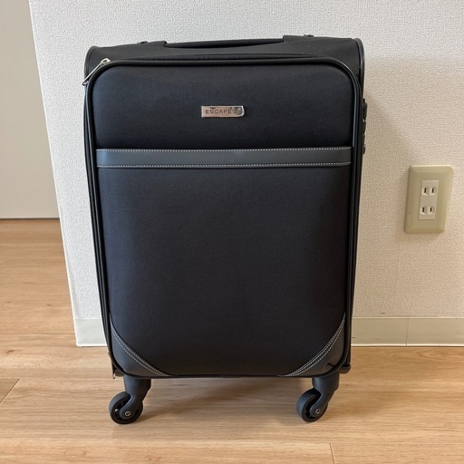 未使用に近い　キャリーバック　シフレ(機内持ち込み可)