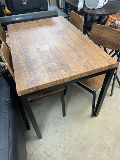 リサイクルショップどりーむ荒田店 No13060 ダイニングテーブルセット　椅子４脚付き♪　状態良好♪