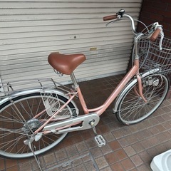 26インチ　ブリヂストン　内装３段変速付き　軽量アルミフレーム　またぎやすいU型フレーム　