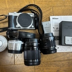 【取引中】Nikon1 j5  レンズ4点　バッテリー2個