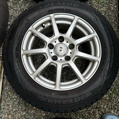 DUNLOP WINTER MAXX スタッドレスタイヤ　195/６５Ｒ15 インチ４本セット