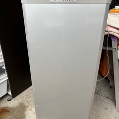 三菱 冷凍庫 2015 120リットル 決まりました。 - 冷蔵庫 