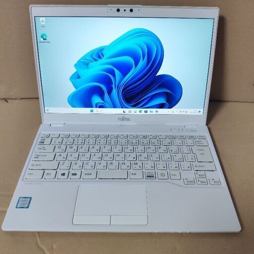 富士通 Lifebook UH75/C3 第8世代 Core i7 8565U