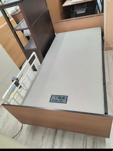 ★【パラマウント】電動リクライニングベッド　セミシングル　3モーター　2021年製 【3ヶ月保証付き】自社配送時代引き可※現金、クレジット、スマホ決済対応※