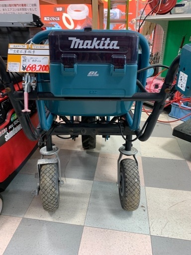 充電式運搬車　　　MAKITA   　　CU1800