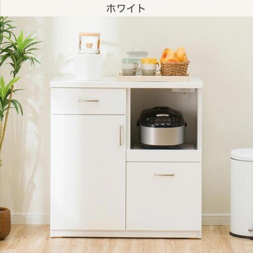 キッチン家具　コンパクトで収納しやすい
