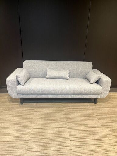 【展示品・未使用品】3人掛けソファ  ソファ グレー クッション付き 幅181cm 参考価格37990円自社配送時代引き可※現金、クレジット、スマホ決済対応※