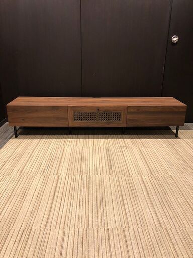 【展示品・未使用品】テレビボード テレビ台 ラタン調 脚付き 幅180cm 参考価格29990円自社配送時代引き可※現金、クレジット、スマホ決済対応※