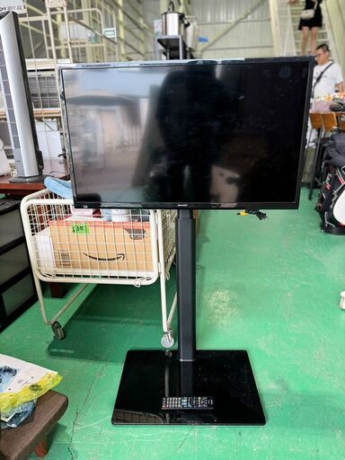 大阪❗️♻️エコマックス♻️配送も可⭕️「S559」⭐️SHARP2021年⭐️液晶テレビ（テレビ台付）