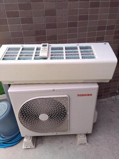 TOSHIBA ルームエアコン 内部乾燥クリーニング機能付き リモコン 取説付き