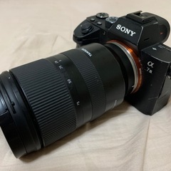 カメラSONYa7IIIとレンズ28-75mm F/2.8 ソニーのセット