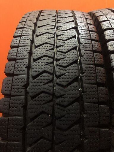 BS BRIDGESTONE BLIZZAK VL10 195/80R15 107/105N LT 15インチ