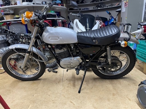 スズキ YAMAHA DT1 250cc