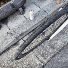 クロスバイク　美品　７００ｘ２８ｃ　6変速　白　配達可能