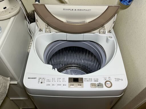 【引き取り歓迎】シャープ洗濯機　17年製　7.0kg