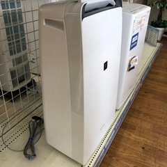 安心の6ヶ月保証付！！【SHARP 除湿機　CV-P120-W 2023年製　衣類乾燥機能11L】売ります！取りに来れる方限定！