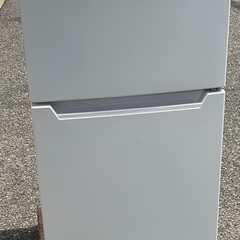 【RKGRE-376】特価！ヤマダ/87L 2ドア冷凍冷蔵庫/YRZ-C09H1/中古品/2023年製/当社より近隣無料配達！