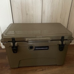 タラスブルバ　クーラーボックス　42L