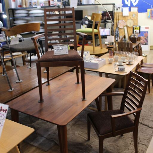 【川崎市宮前区リサイクルオフ】大塚家具　ダイニングセット　椅子2脚　ダークブラウン
