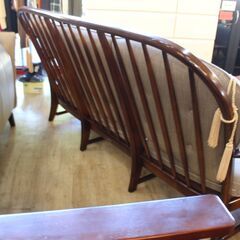 【川崎市宮前区リサイクルオフ】カリモク　コロニアルシリーズ　3Pソファ