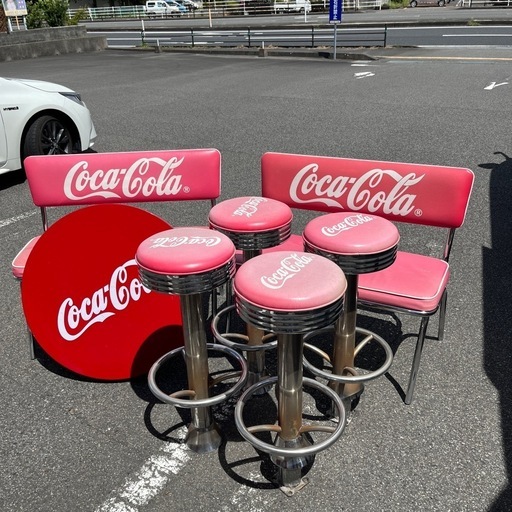 コカコーラテーブル椅子セット\n