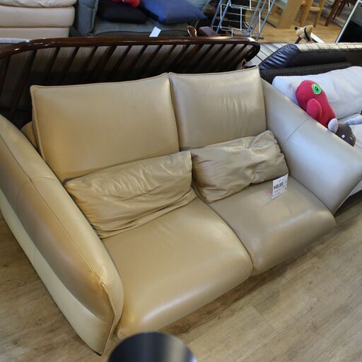 【川崎市宮前区リサイクルオフ】コスタ　レザー　2Pソファ　定価30万程