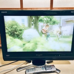 シャープ   液晶テレビ AQUOS　20インチ　