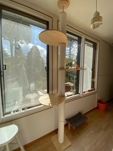 木製キャットタワー　大型猫OK