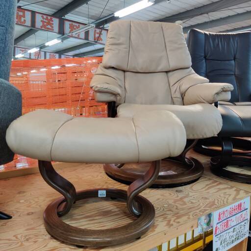 【愛品倶楽部柏店】EKORNES (エコーネス)  オットマン付ストレスレスチェア Reno S